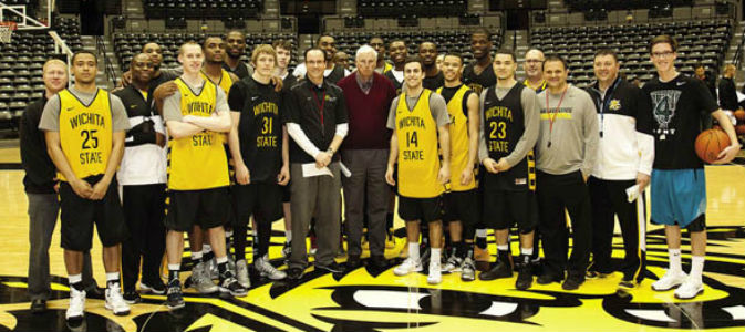 WSU men's basketball team with former college basketball coach Bobby Knight